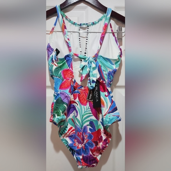 Women's size 6 Blue Tropez Lingerie Mio One-pieceColor/pattern: multicolour - Picture 3 of 4